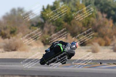 media/Dec-18-2022-SoCal Trackdays (Sun) [[8099a50955]]/Turn 7 Backside (1125am)/